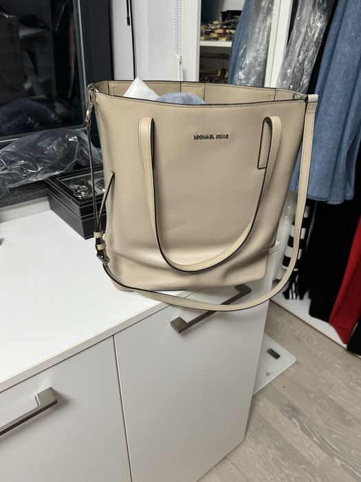 Vand geanta Michael Kors