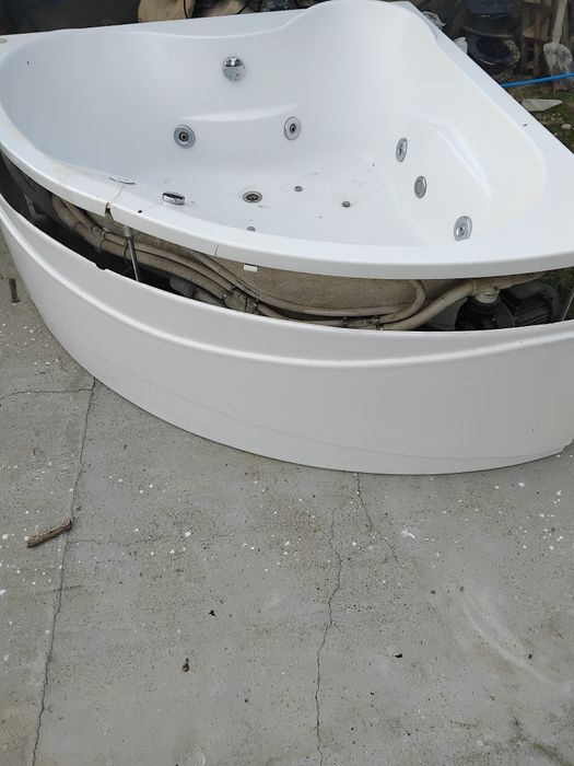 Джакузи, хидромасажна вана