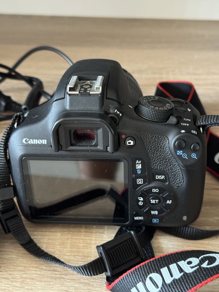 Canon EOS 1200d