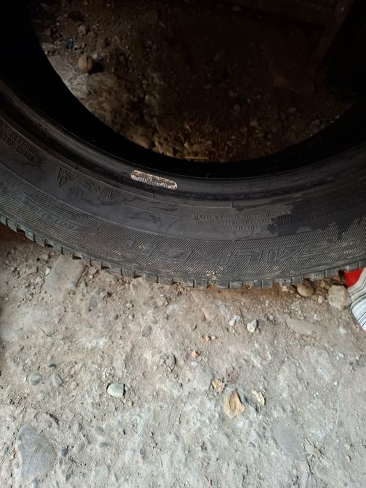 Vând anvelopa cauciuc de iarna M+S Falken