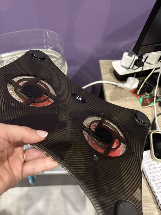 Охлаждаща подложка за лаптоп