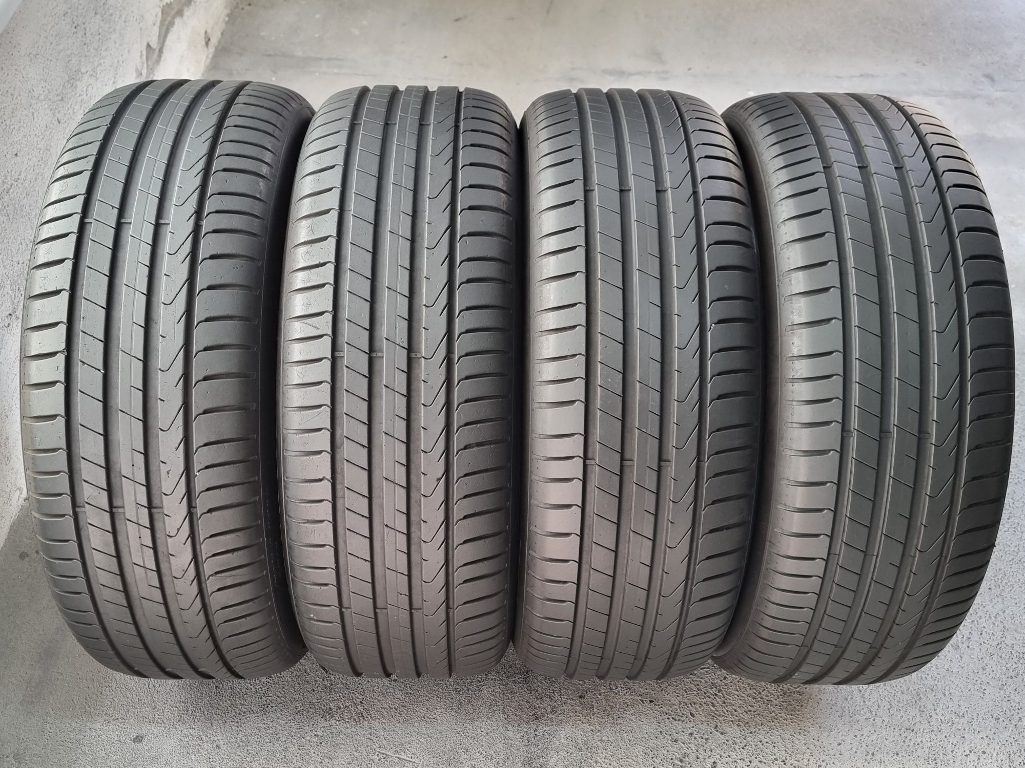 "Dot 22" 235/55/18 Pirelli 4Броя: 500лв 7мм