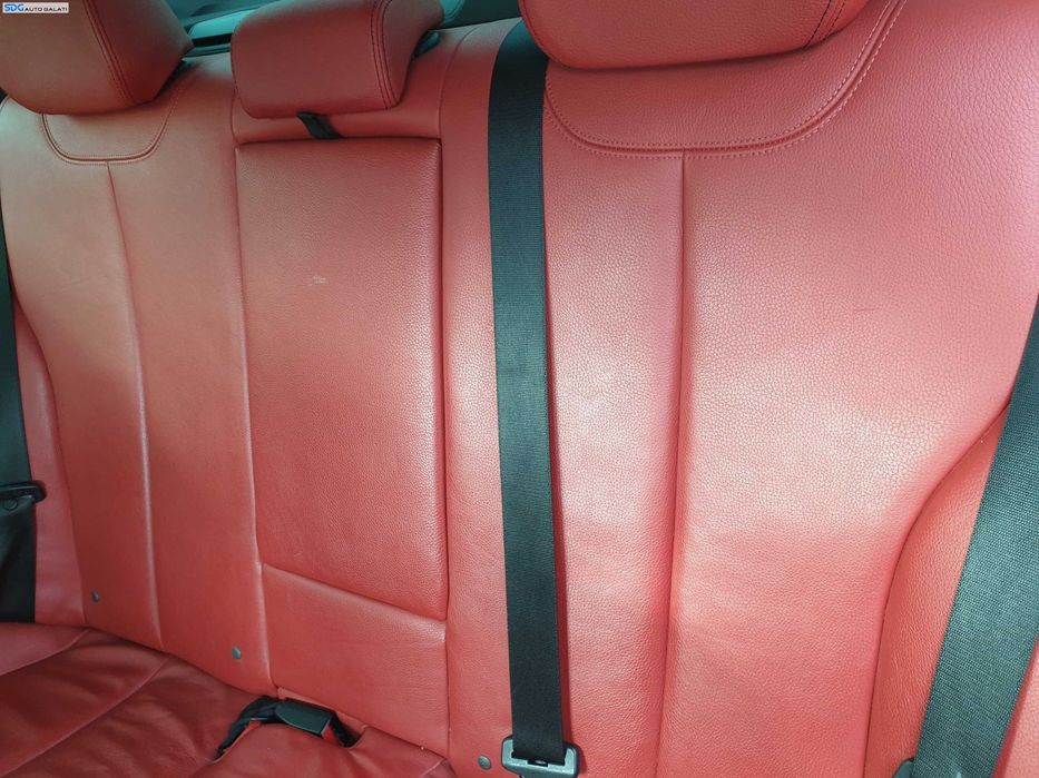 Interior Piele Rosie Scaun Scaune Stanga Dreapta Fata FARA Incalzire si Bancheta cu Spatar Fara Rabatare BMW Seria 3 F30 Berlina Sedan 2011 - 2019 [K1157]