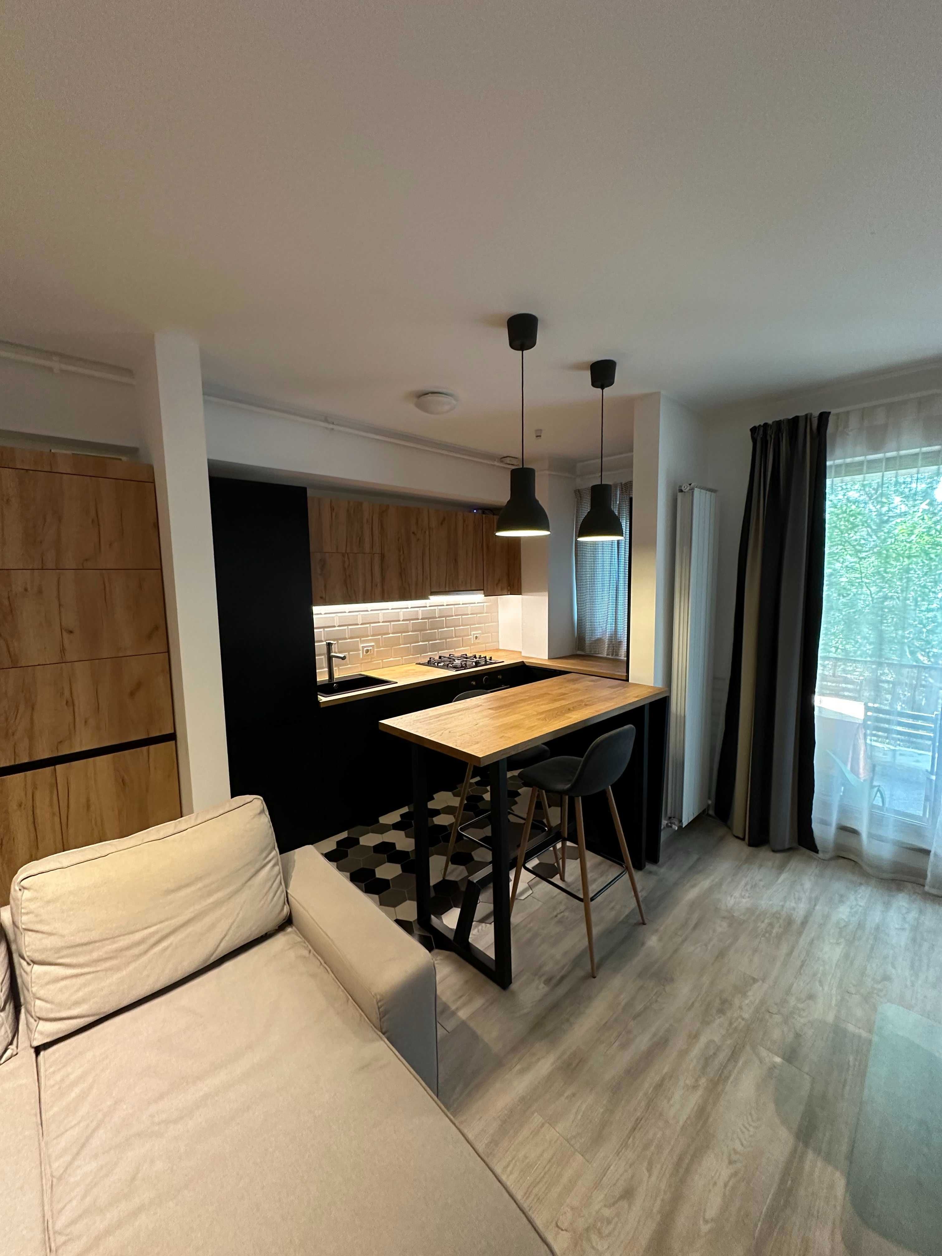 Apartament 2 camere, Damaroaia