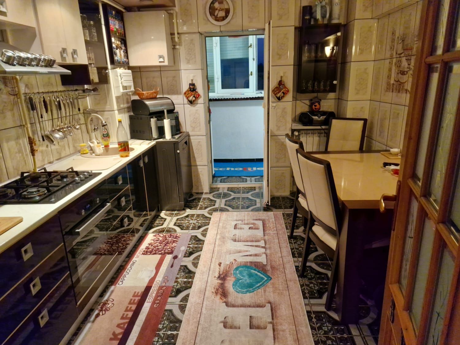 Apartament 4 camere, 120 mp, ultracentral Giurgiu Bulevardul București