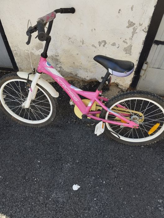 Vând bicicleta de copii