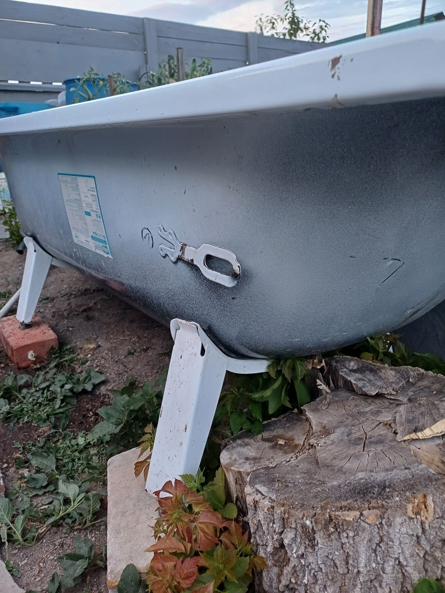 Продам ванну недорого