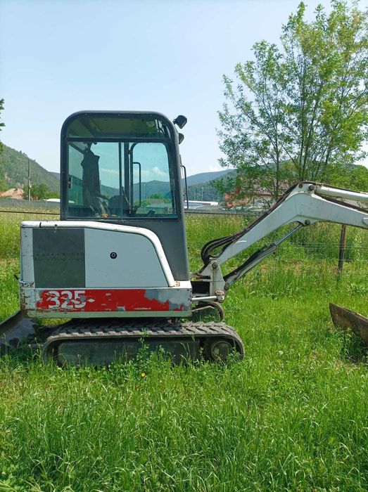 Excavator BOBCAT 325