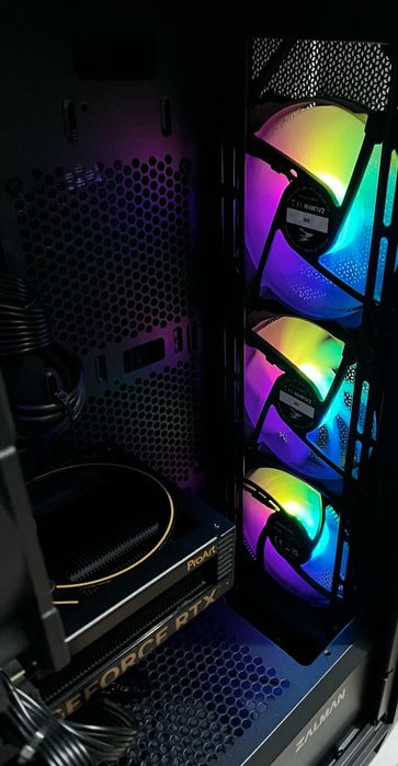 Игровой системный блок  i5-13th/DDR5-32gb/SSD-250gb+1tb/RTX4070-12gb