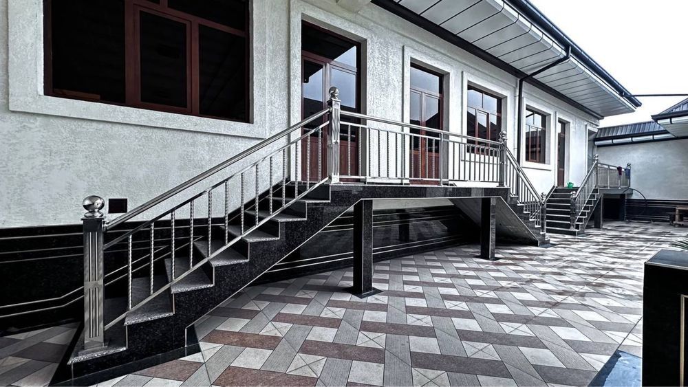 Перила, козерог, поручения