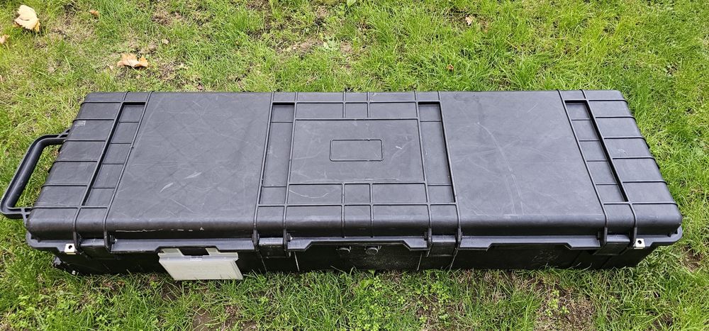 Транспортен куфар за инструменти, оръжие и др.