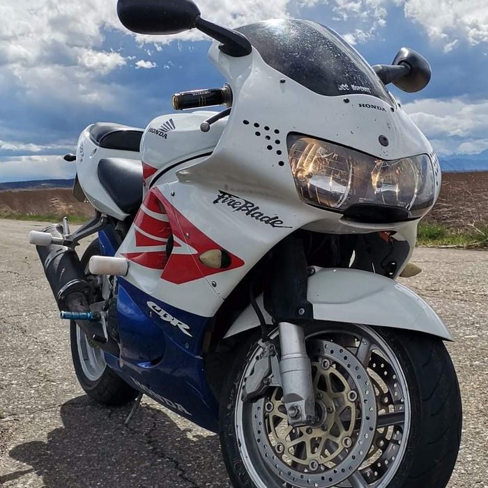 Honda cbr 919 на части