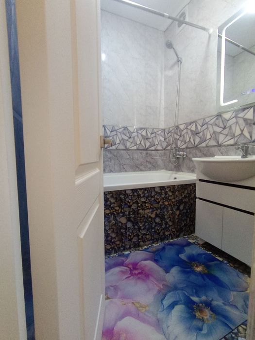 Чиланзар 13.  Срочно Продается. 3 х комнатная ЕВРО