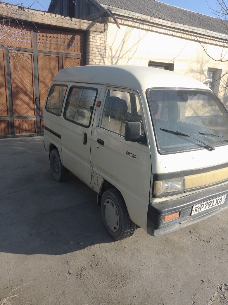 Damas sotiladi 1996 srochna sotaman pul zarur