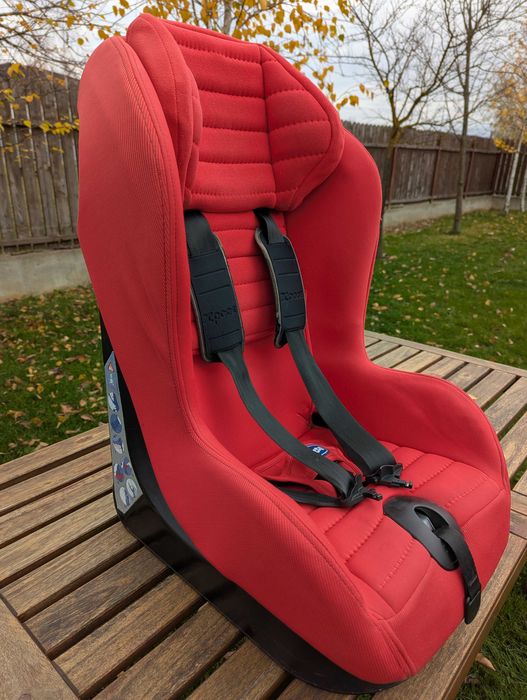 Scaun auto Chicco, pentru copii 9-18 kg