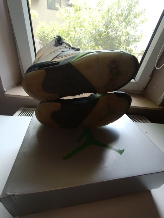Vând Jordan 5 green bean