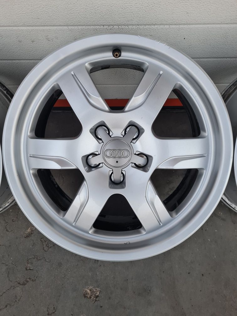 Оригинални джанти за АУДИ AUDI VW SEAT SKODA R17 5x112 ET28 7.5J