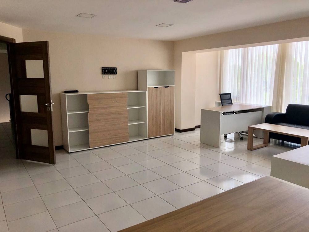 Офис на Ракате с Мебелью 28 и 40 м2