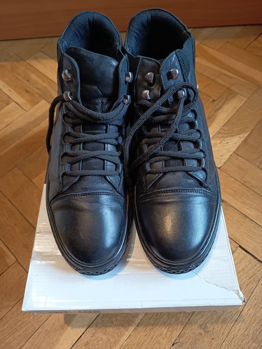 Мъжки боти от естествена кожа (набук)