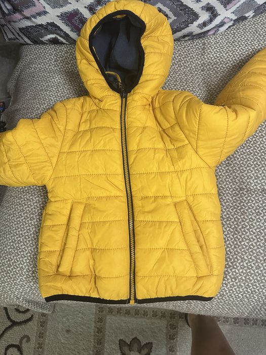 Продам детские вещи