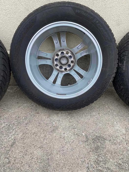 Гуми с джанти 205/60R16 за Toyota