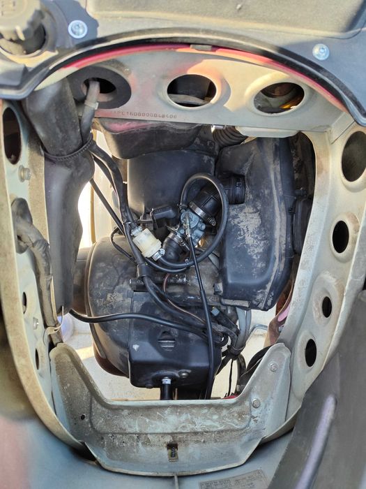 Scuter Piaggio Vespa ET2, 49cc