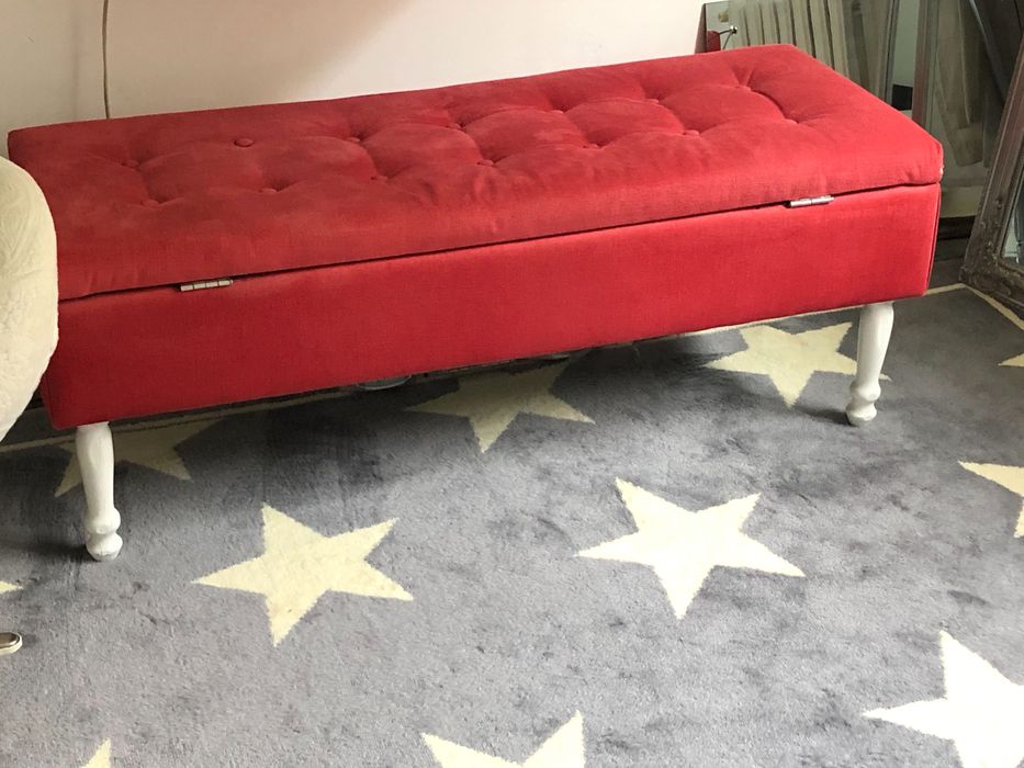 Banca bancheta textil catifea roz Fuchsia lada chesterfield capitonat