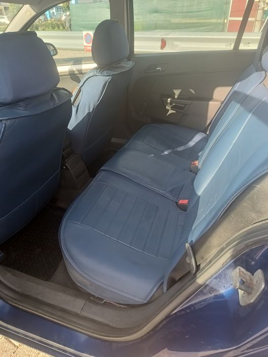 Autoturism Opel Astra H