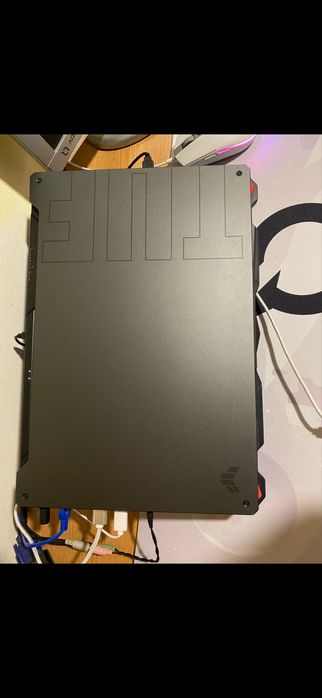 Laptop Asus TUF F17 i5 RTX 3050 Ti 16GB RAM 1TB SSD 144Hz
