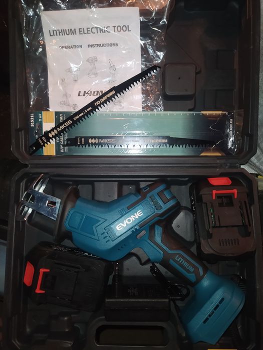 Сабельная пила на акомуляторе