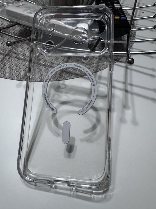 Нов кейс за iphone 17 pro max