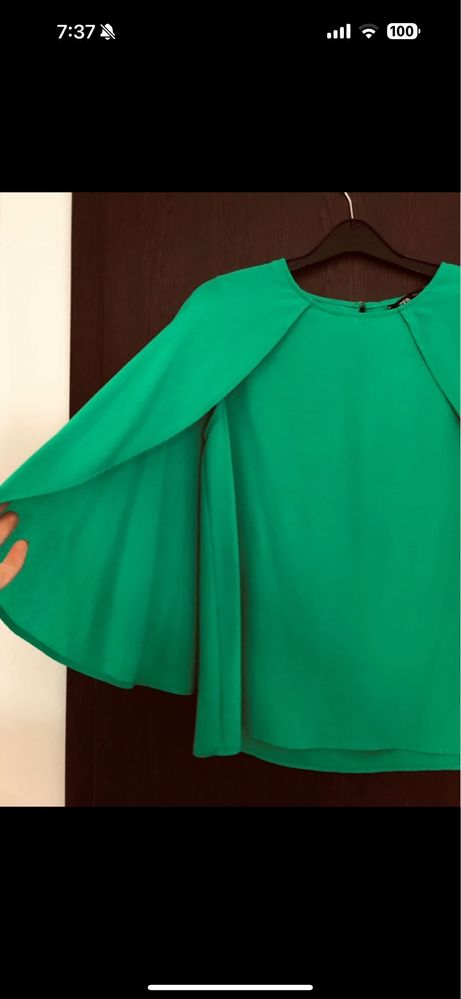 Bluza tip capa Zara verde noua