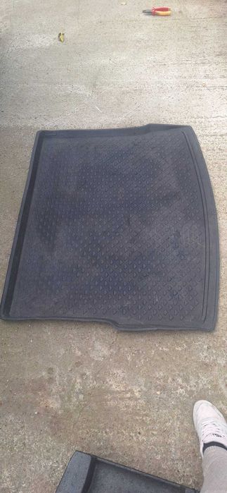 Suport roata rezerva