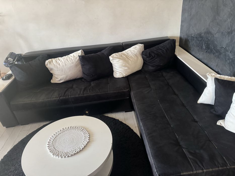 Ъглов диван с опция сън