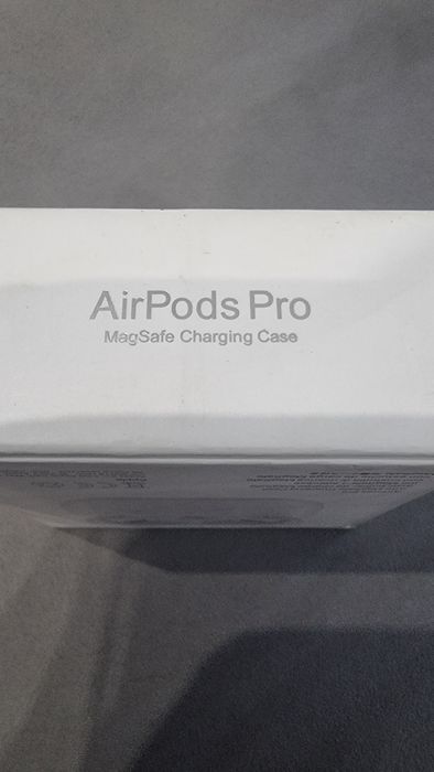 Наушники AirPods Pro