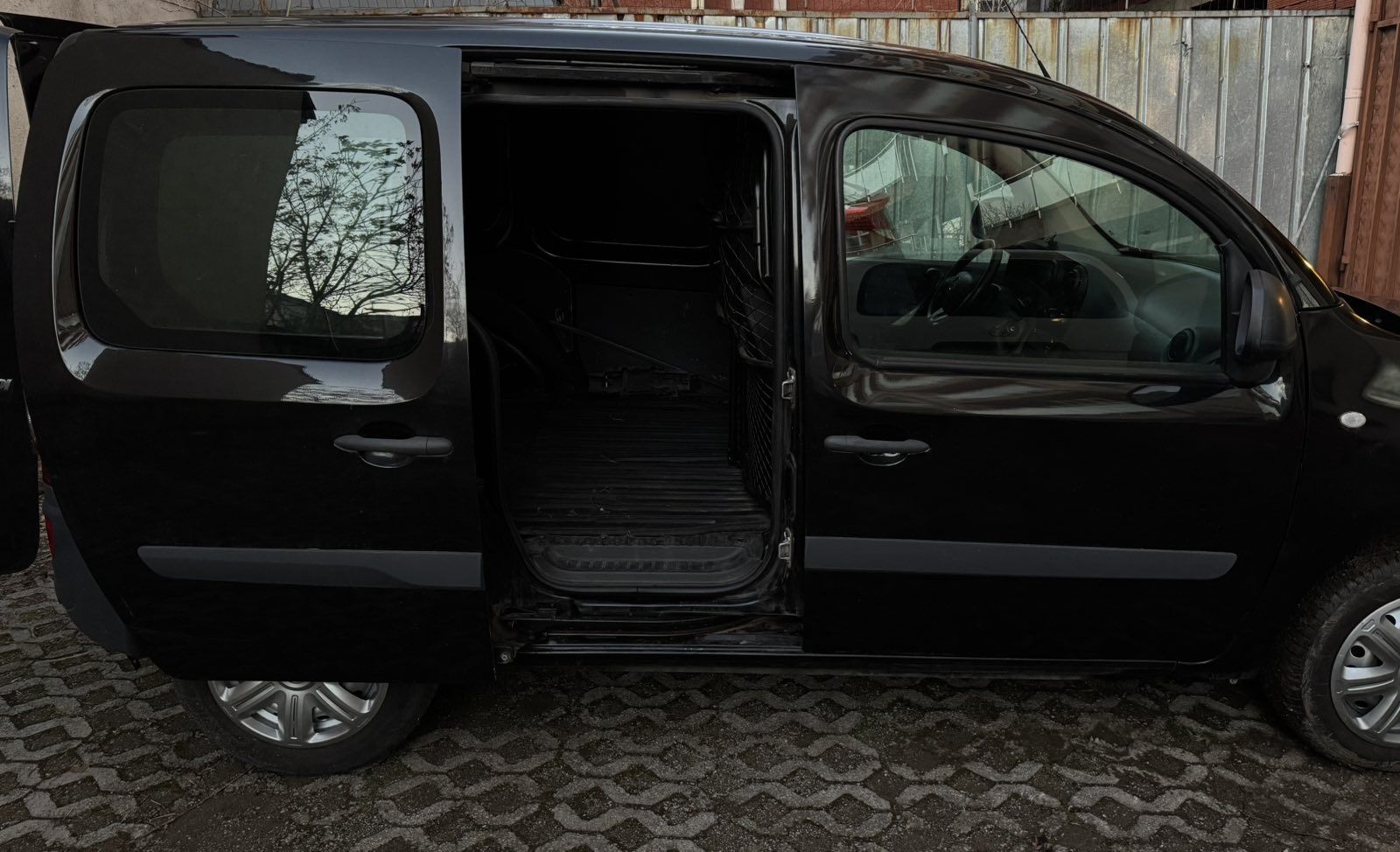Мерцедес Ситан  Mercedes Citan