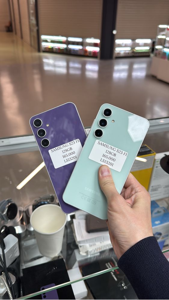 Продается SAMSUNG S23FE 128GB 5G