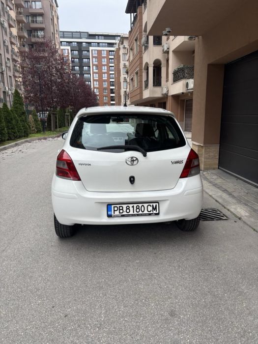 Тойота ярис 1,4 д