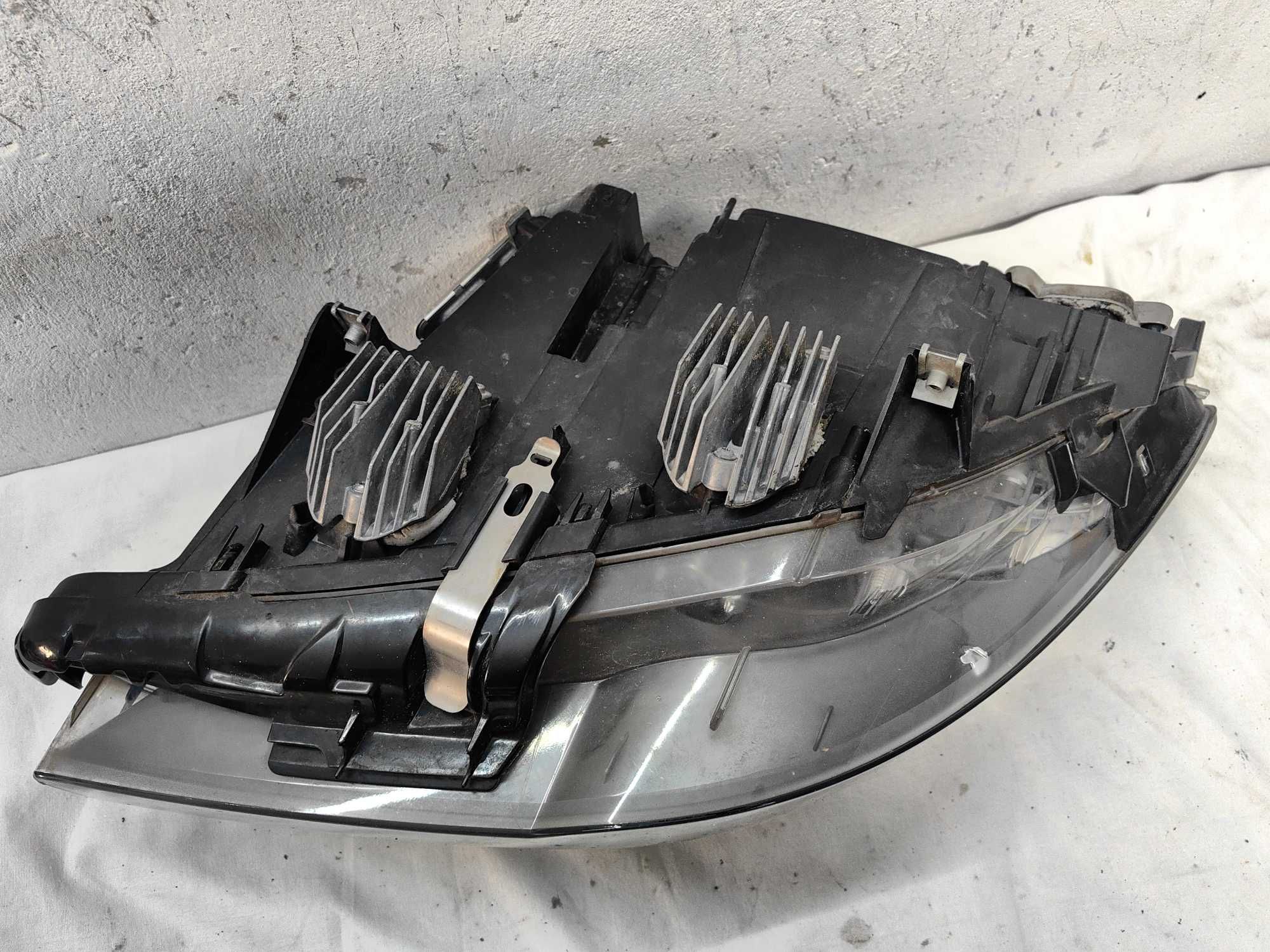 Оригинален фар БМВ Ф10  BMW F10 Led Bixenon