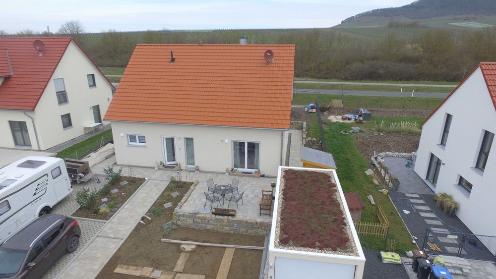 ДОМЕЛИК ООД  Строителство и ремонти