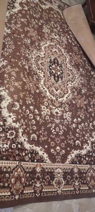 Продам два ковра