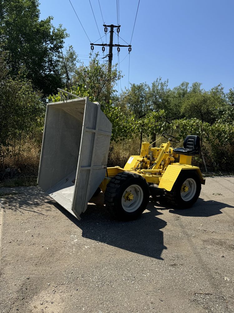 Dumper 4x4 cu inversor si 4 viteze