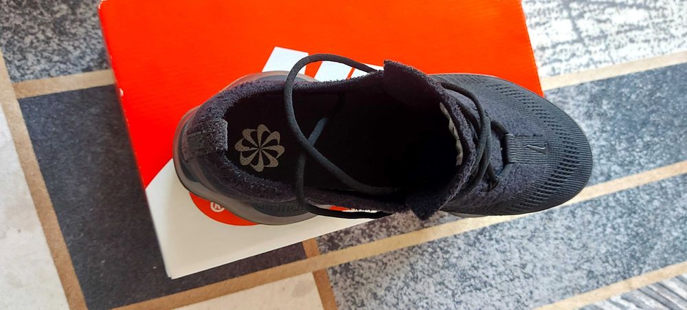 Маратонки на топ цена оригинал 46 номер