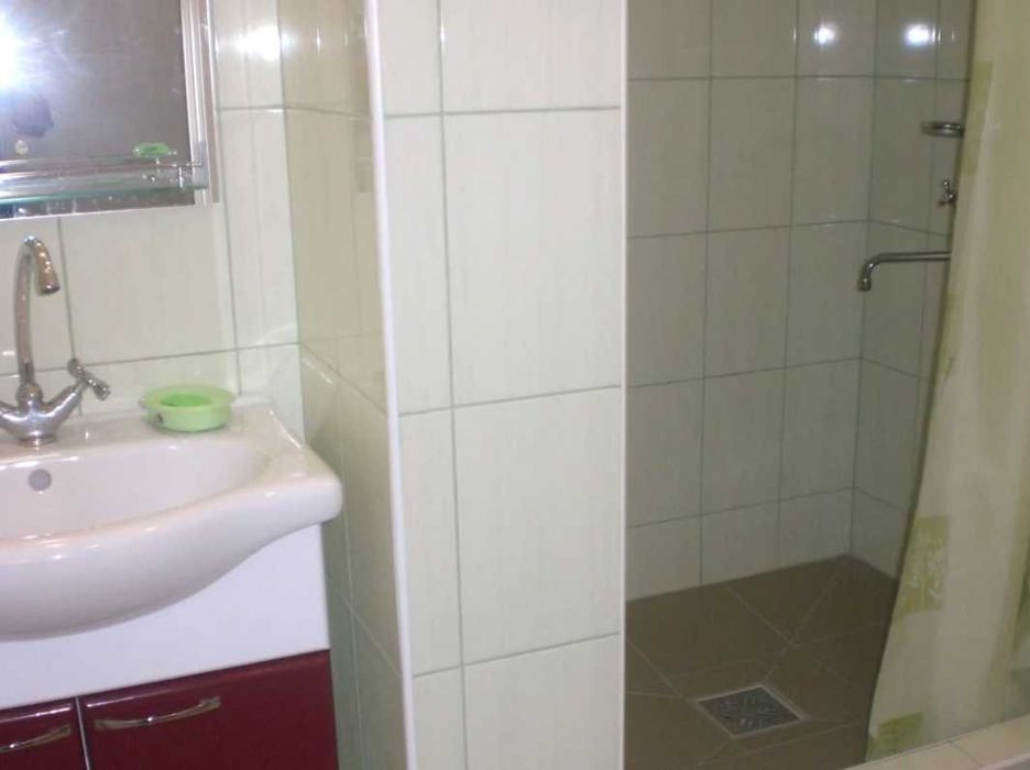 Дава се под наем Едностаен апартамент в Пловдив, Изгрев - 25 кв.м за 137.7 € - Снимка #1