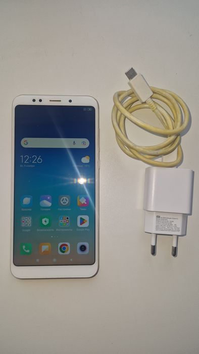 Смартфон Xiaomi Redmi 5 plus
