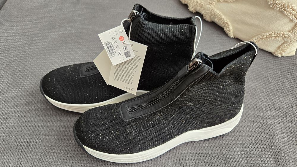 Reserved спортни леки обувки 38 номер