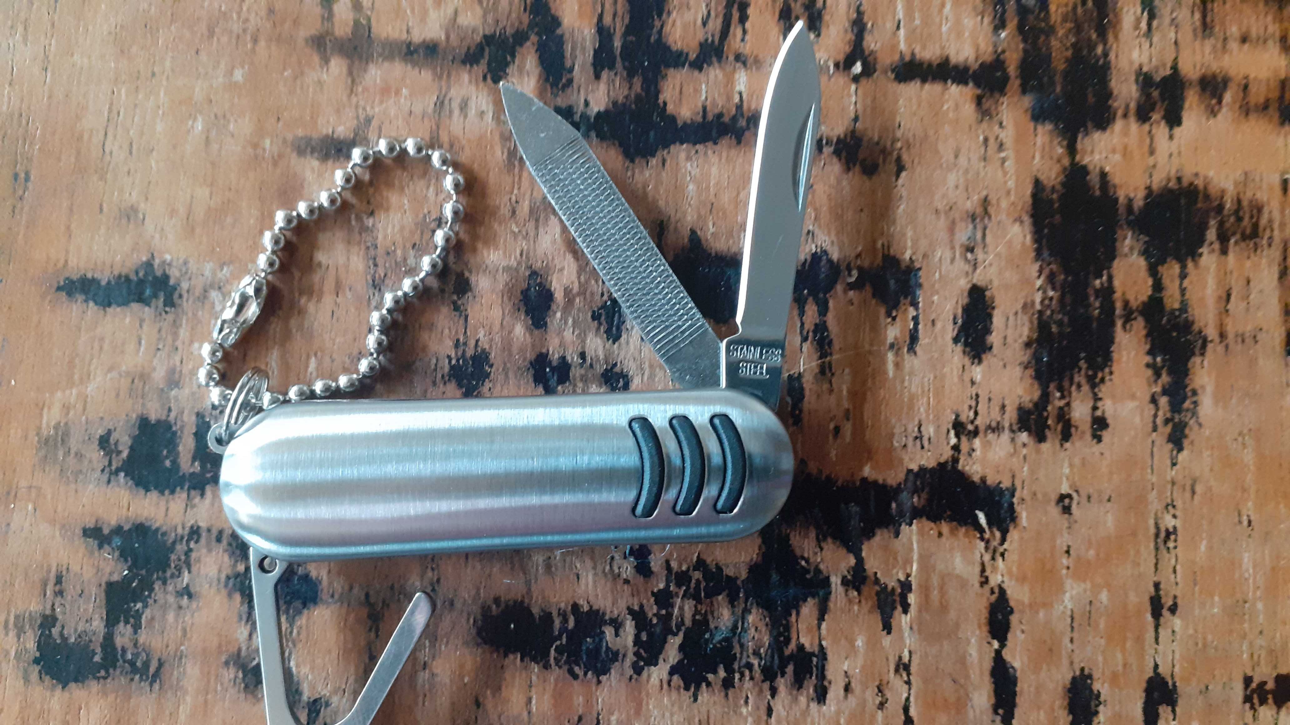 ножче ключодържател метално с 3 остриета антикварно супер