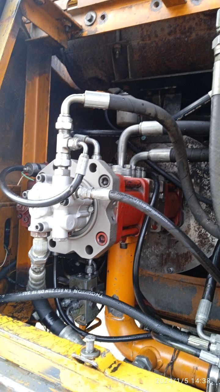 Ekskavator volvo