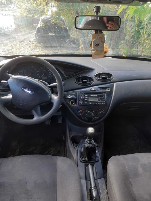 Dezmembrez Ford Focus Mk1, 1.8 TDDI, 90 Cp , an 2003