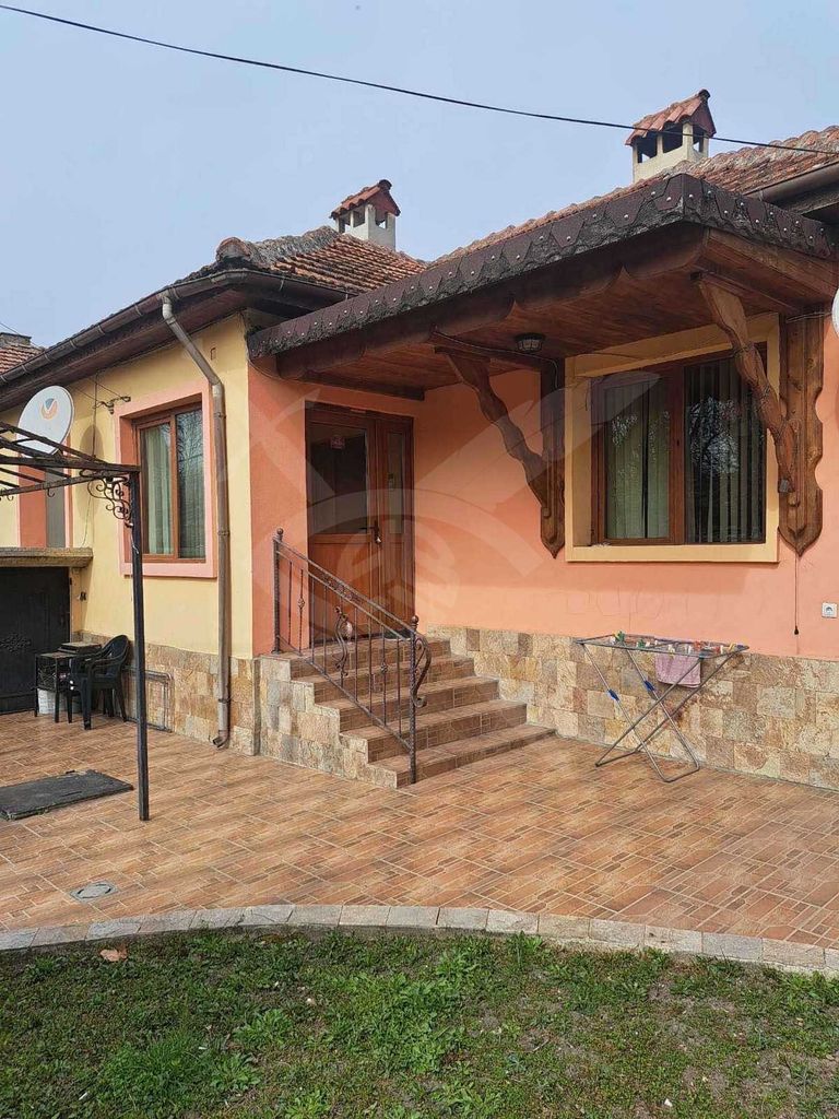 Продава се Къща в Дългопол - 120 кв.м за 1209 €/кв.м - Снимка #8